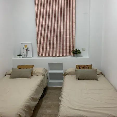 Primera Linea De Playa En Chapas Apartment Marbella